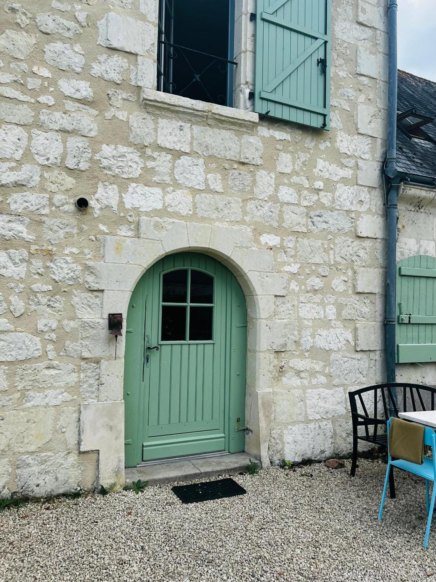 Allonnes  Chateau De La Thibaudiere Bois Savary - Chambre Familiale Du Roi المظهر الخارجي الصورة